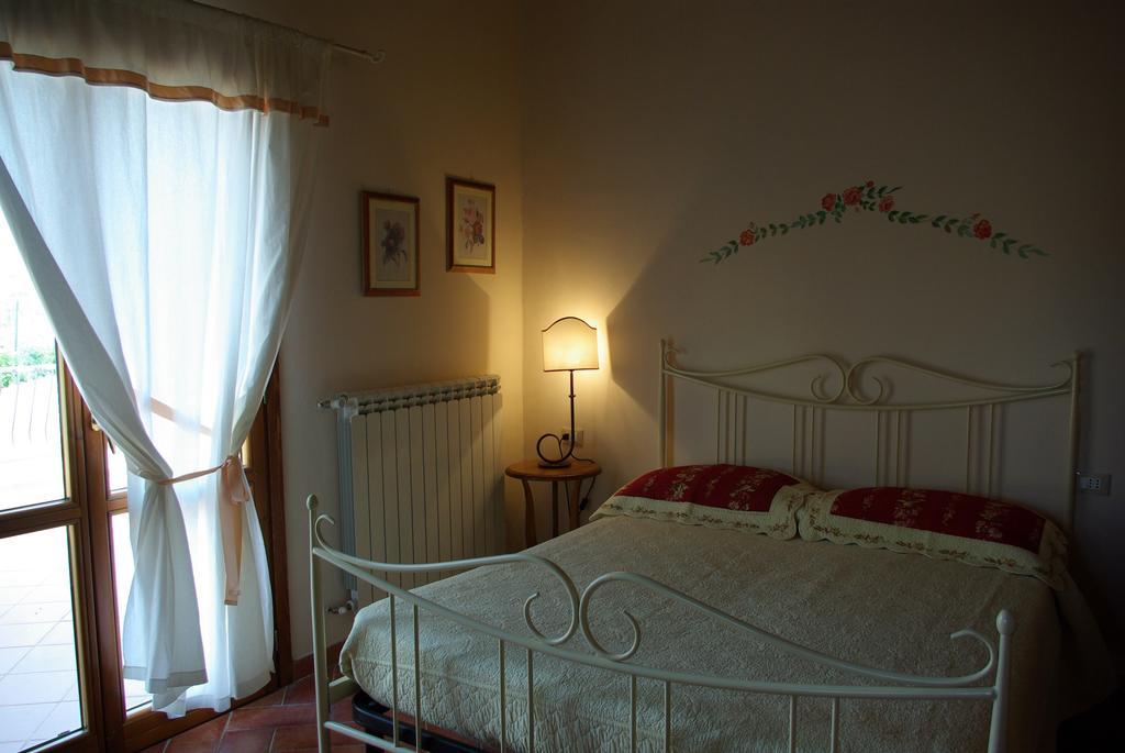 Apartamento Il Gufo Del Chianti Montespertoli Habitación foto